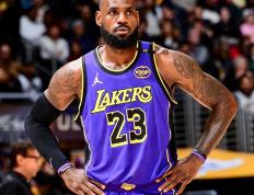 28圈体育-詹姆斯在独行侠比赛中高光表现，出色防守引发热议！的简单介绍