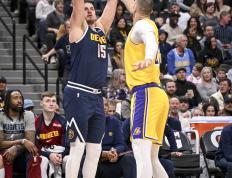 28圈体育-包含皇家马德里迎NBA季后赛关键赛，集结日遗憾出局，质疑声仍在，更衣室氛围转暖的词条