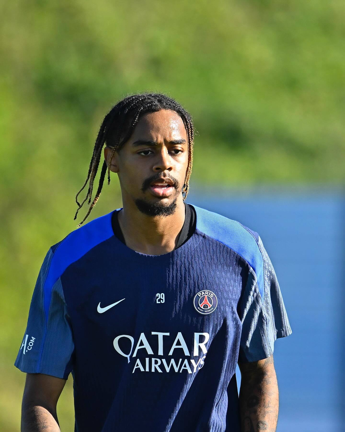 28圈娱乐- 加时末段巴黎圣日耳曼备战中超,止住颓势细节曝光,赛场秩序良好,阵容厚度经受考验