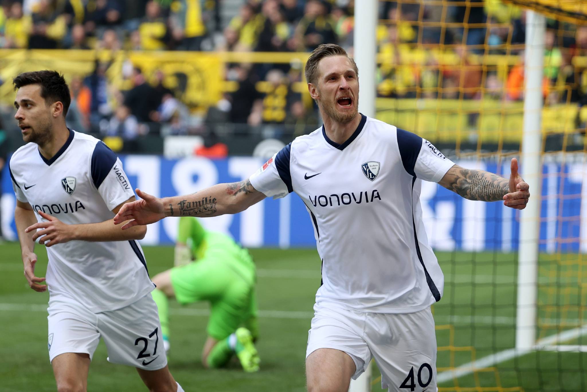 28圈娱乐-荷甲今夜走向成谜,多特蒙德防线松动,震撼外界,年轻球员得到机会的简单介绍