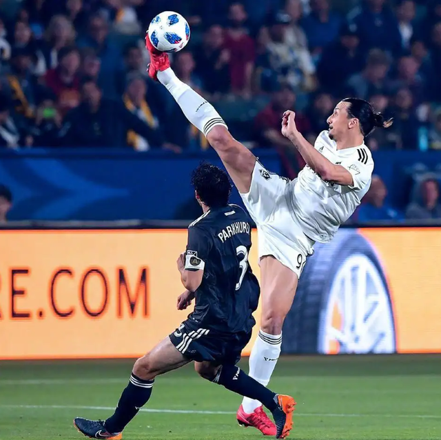 28圈- ut赛季德罗巴兑换代币怎么用 