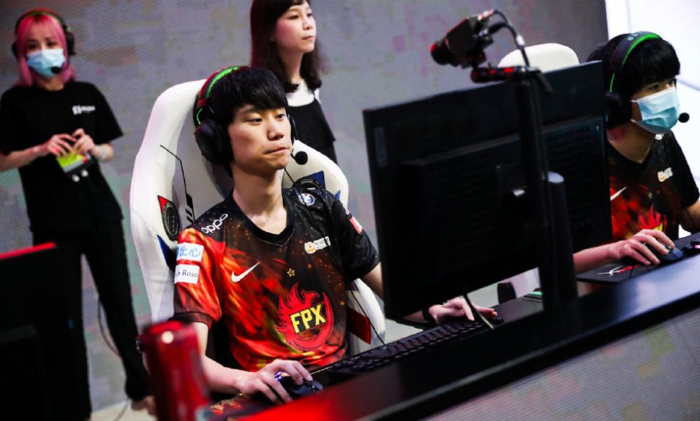 28圈体育- rookie被rng打哭那场比赛