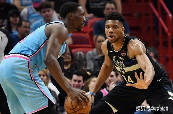 28圈体育- 莱万多夫斯基缺阵 