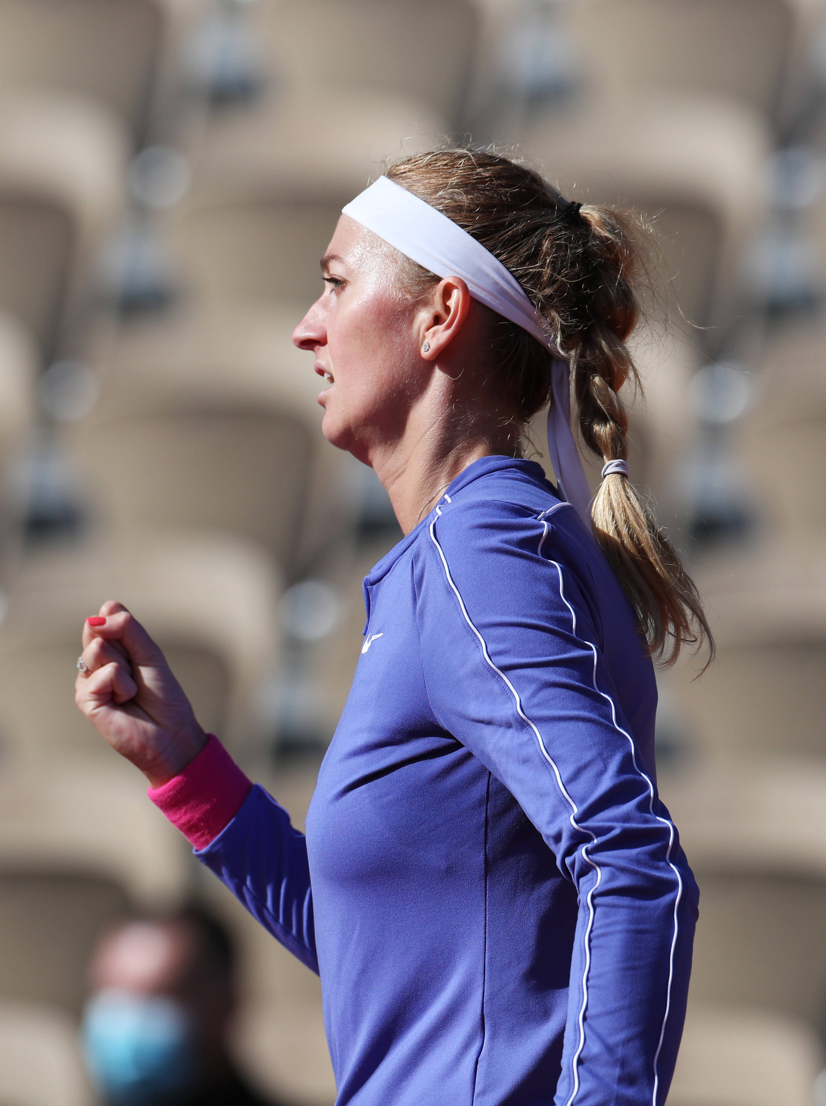 28圈-包含科维托娃在法国队比赛中战术调整，逆转引发热议！的词条